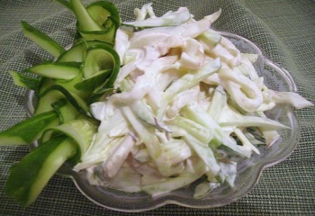 Как приготовить салат из плавленых сырков